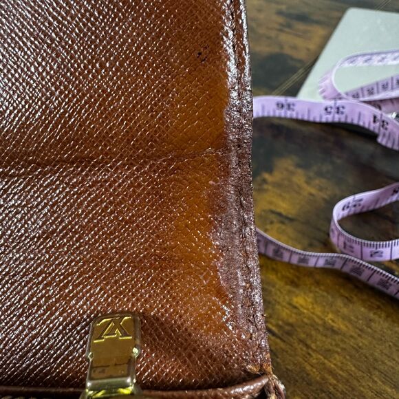 Louis Vuitton Vintage Monogram Long Wallet - Picture 10 of 12